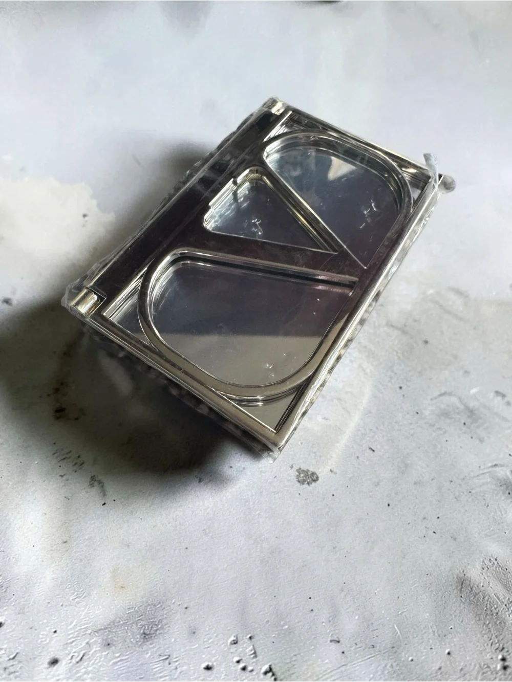Valentino Beauty VLogo gold compact pocket mirror NEW